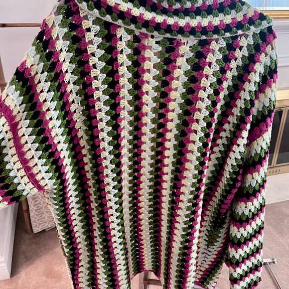 Mira Crochet Knit Cardigan - Picture 8 of 9